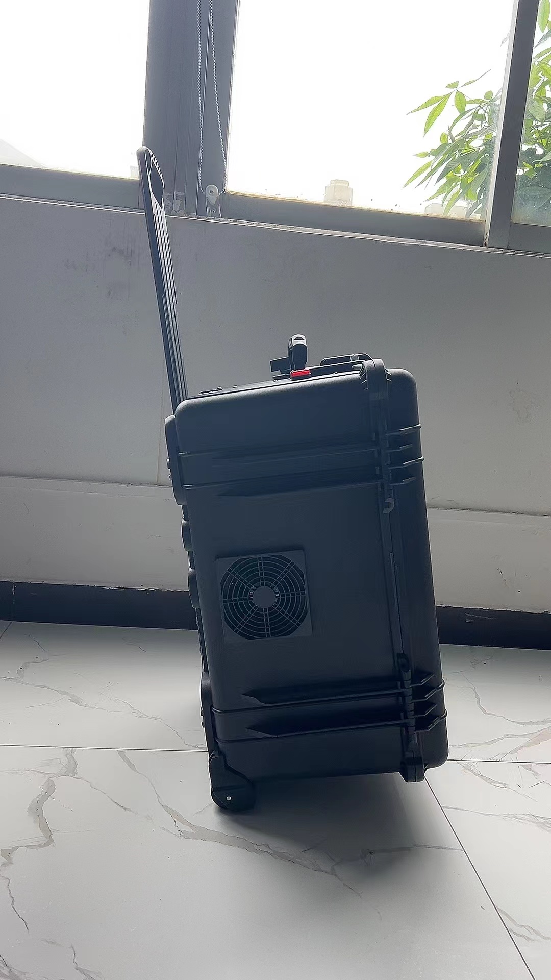 虞城手拉箱型移动通信干扰器